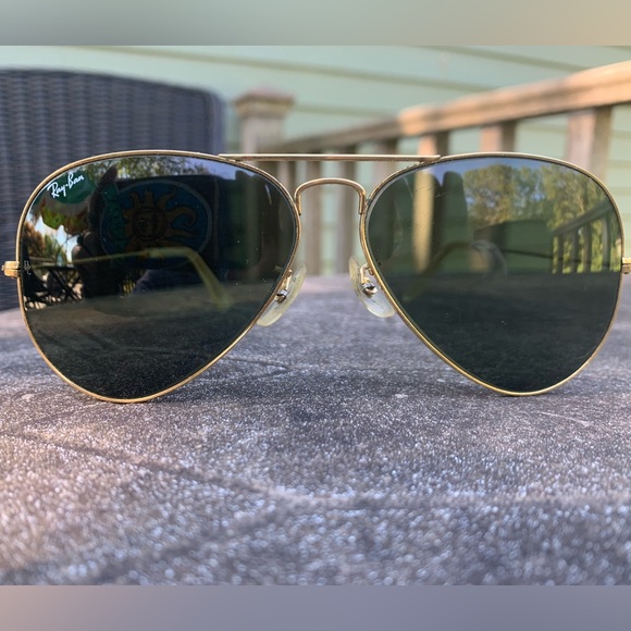Ray-Ban Classic Gold Frame Sunglasses Vintage Aviator